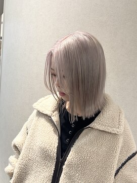 ローレン(Lolen.) 【ホワイトパール/小顔ボブルフ】嶋津 雄大