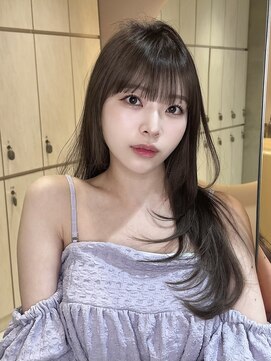 グロー 大宮(GLROW) 似合わせカットメルティカラーフェミニンロングマロンベージュ