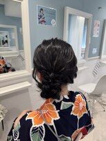 ホワイト 東京新宿店(White) サイドお団子スタイル