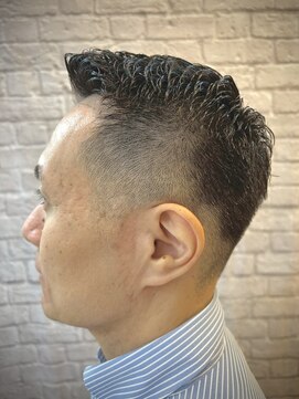 グレイスフルバーバー 赤坂見附店 カッコつけても良いじゃない！ナチュラルアイロンパーマ！