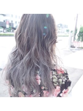 ティヒ(tihi) バレイヤージュ