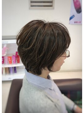 クール ヘアー ギャラリー 神明町店(COOL Hair gallery) 美シルエットショートボブ☆