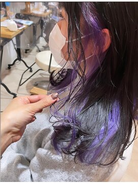 ナンバー ジルバ 立川(N° jillva) 大人かわいいくびれミディラベンダーインナーカラー