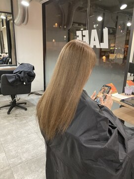 ラフ 難波店(LAFF) #黒髪#ボブルフ#ネビージュ#小顔#ワンレン