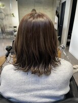 シェル 吉祥寺(shell)&nbsp;ヌーディーベージュ/プラチナベージュ/外ハネスタイル