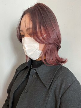 アイティーバイアルバム 藤沢店(IT by ALBUM) ロブチェリーピンク_アースカラーくびれヘアツートン_ba377411
