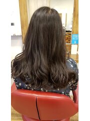 こて巻き風パーマでこなれヘアに♪