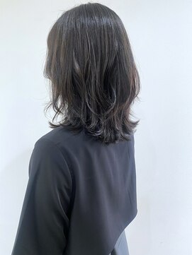 ヒビカ(HIBIKA) ミディアム レイヤー ウルフ