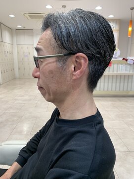 アッシュ 千歳烏山店(Ash) イケオジメンズカット 人生初パーマ カルマパーマ