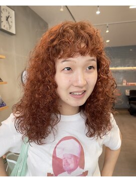 ナループロア ハチ(Nalu pu loa hachi) ブリーチなしカラー/オレンジカラー/くせ毛