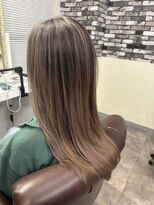 リアン(Lien)&nbsp;ベージュ×バレイヤージュ