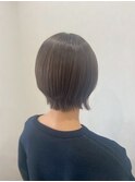 【艶髪】短めレイヤーボブ　シアーグレージュ