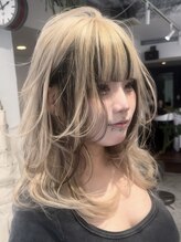 【大人気ホワイトミルクティー×インナーブラック】【心斎橋/ブリーチ/ハイトーン/ダブルカラー/】