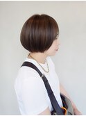 30代40代50代おすすめ　コンパクトショートボブ×ローライト