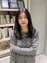 レーヴバイキートス(REVE by kiitos)&nbsp;上品に動くミディアムヘア