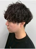 ニュアンスパーマ マッシュショート 束感スタイリング 20代