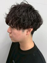 セプト 博多(SEPT.)&nbsp;ニュアンスパーマ マッシュショート 束感スタイリング 20代