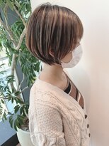 ステアケース ギンザセブン(stair:case ginza7)&nbsp;ハイライト透明感カラー　簡単時短ヘアマッシュショート