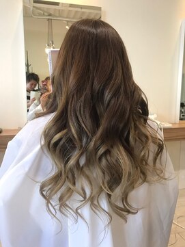 ヘアー クリエイティブ ハイ スタンダード(hair creative High-Standard) ハイグラデーション