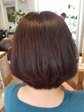 ウィービーパセリ atre川越店(WE BE PARSLEY) 前下がりボブ(スタイリスト西田)