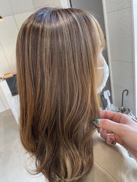ヘアサロン トゥーシー(2C) シースルーハイライト