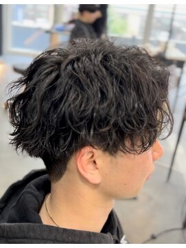 バース バイ ハピネス(BIRTH by happiness) ツイストスパイラルパーマツイストパーマメンズマッシュパーマ