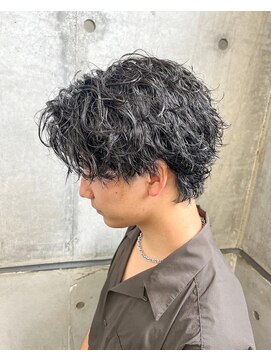 オーシャントーキョー(OCEAN TOKYO) 波巻センターパート黒髪ツーブロック