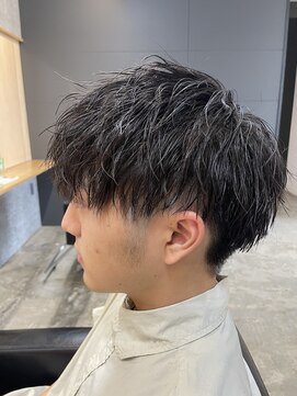 ニアウ 伊勢崎連取店(Niau) メンズマッシュツイストスパイラルパーマ