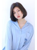 大人溢れる前下がりボブ