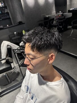 スタッド 松戸(stud. Men‘s) フェードアップバング