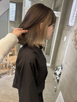 ニティー(Ngiti) インナーカラー　ベージュ