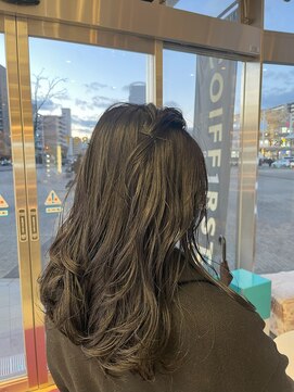 コワファースト 大分(COIFF1RST) トーン暗めのマットグレージュカラー