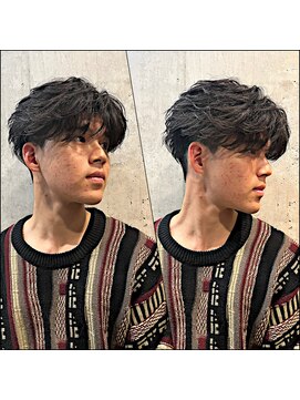 リベルテ グリット(Liberte Grit) フェザーパーマトレンドメンズスタイルツーブロックマッシュ