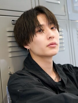 フィフス 大分(fifth) 大分メンズ骨格矯正刈り上げセンターパート縮毛矯正マッシュ