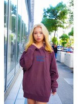 リゲル(rigel) ハイトーンブロンド×ナチュラルストレート