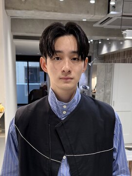 ファルベ(Farbe) フェザーパーマ/サーフカール/刈り上げセンターパート