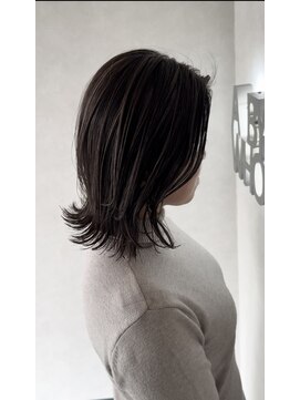 A BY WHO江坂/くびれ外はねボブ/ハイライト/白髪ぼかし