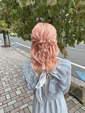 シャーマン(SHERMAN) ハーフアップに編み下ろしアレンジ♪