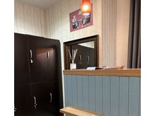 Ron.【ロン】の雰囲気（フロントとロッカーです！）