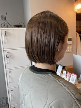 セカンドホーム 武蔵小杉(Second Home) ベージュ×ミニボブ