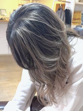 ブレイズヘアー(BLAZEhair) 【施術者急増中】脱白髪染めバレイヤージュ×ブリーチ2回
