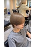 メンズカットセンターパートミルクティーベージュ新百合ヶ丘