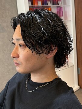 エリマ 横浜西口(elima) 無造作波巻きスパイラルパーマのセンターパート!