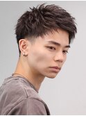刈り上げツーブロックスパイキーベリーショートアップバング