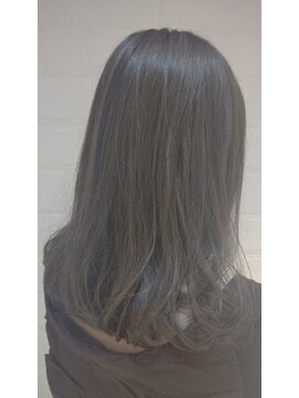 イーチ ヘアーアンドトータルビューティ(each hair&total beauty) ダークアッシュ★担当　相川美緒