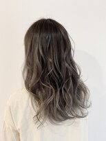 ライリー(riley)&nbsp;rileyバレイヤージュ×ハスキーグレージュ