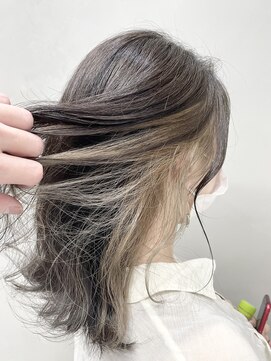 フェリア 松山(Feria) 【Feria松山】ホワイトベージュ☆本宮