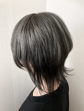 イースタイル 元町店(e-style) メタルグレージュ＋ハンサムウルフ