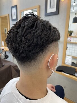 オーブヘアー ウノ(AUBE HAIR uno) スキンフェード癖毛風パーマ七三スタイルアップバング