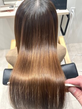 アメリ(ameri) 【ameri 仲丸】酸性ストレート×バイカルテ×水素美容液